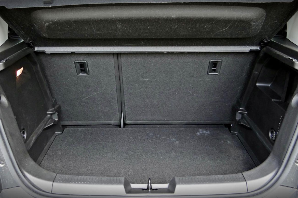 Chevrolet Aveo 5d 2013