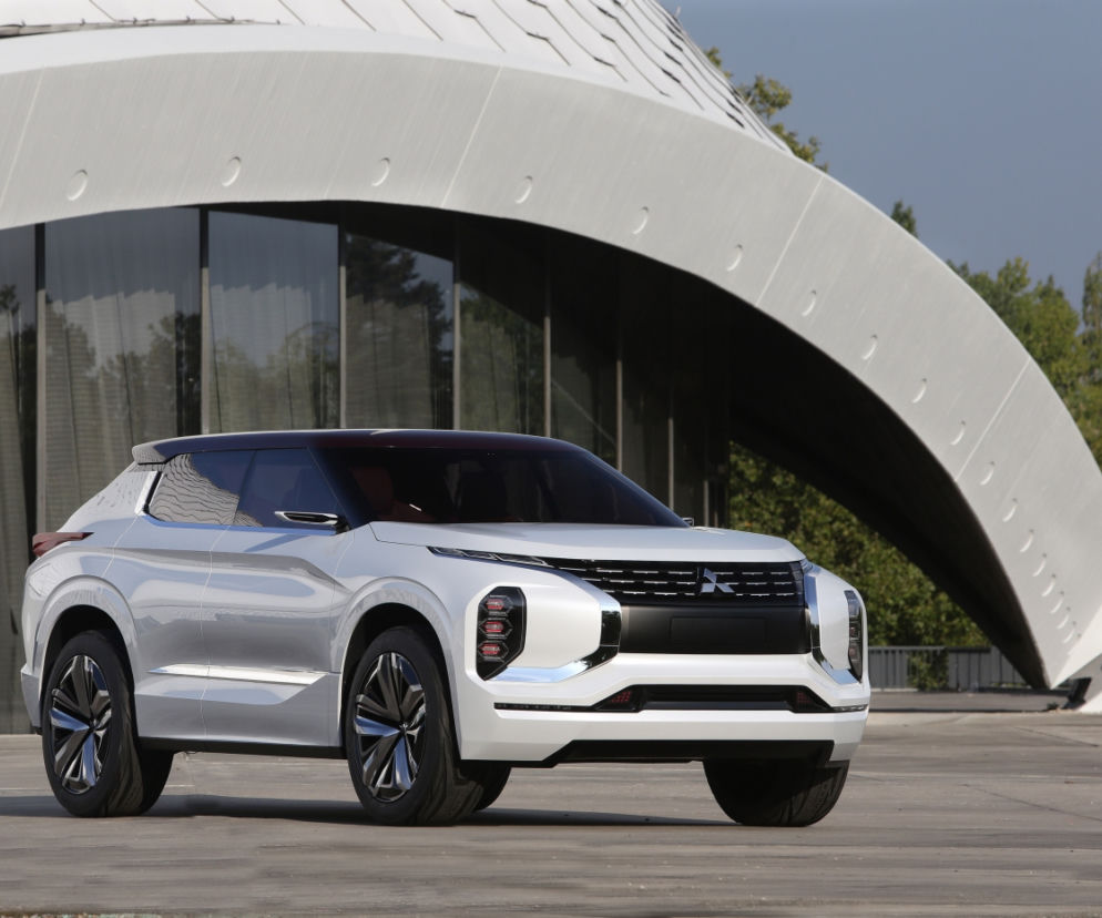 Mitsubishi GT-PHEV Concept