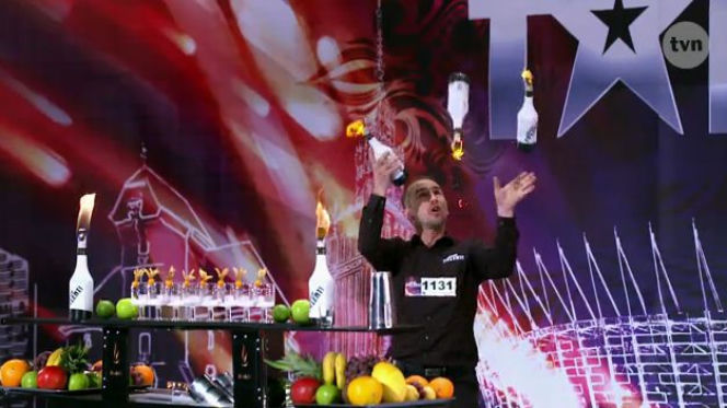 Krzysztof Drabik, barman
