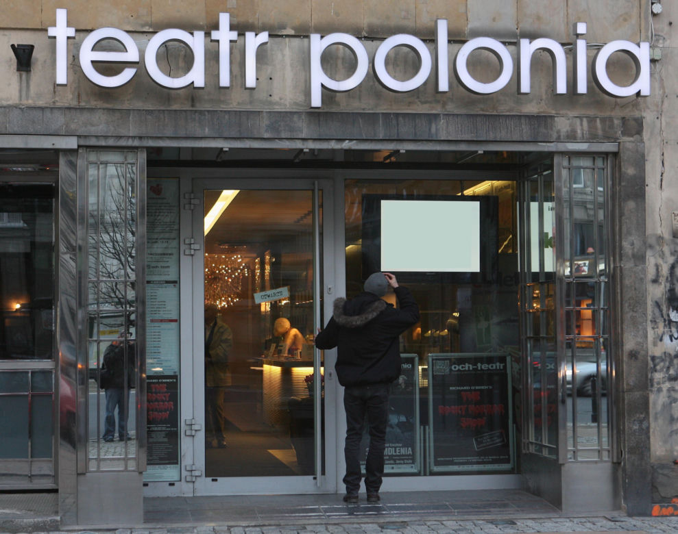 JANDA ZAMKNIE TEATR PRZEZ PIS?