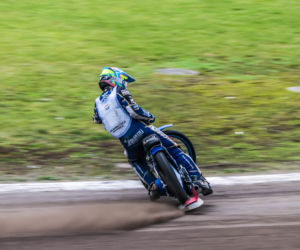 Get Well Toruń trening i starty spod taśmy