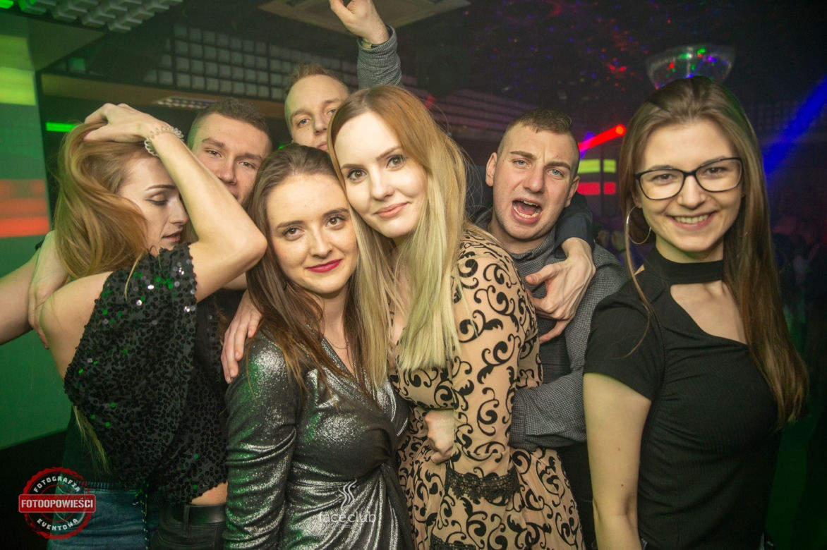 Piękne dziewczyny opanowały dyskotekę. Zobacz najlepsze zdjęcia z imprezy!