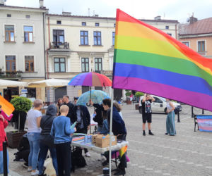  Happening uliczny „Queer is here!”. Tarnów chce być  miastem tolerancyjnym