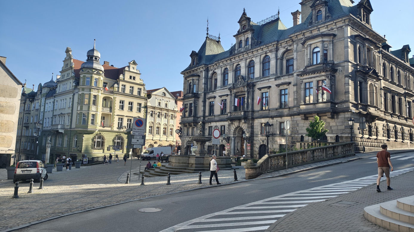 Dolnośląska Wenecja zachwyca. To miasto ma klimat jak we Włoszech