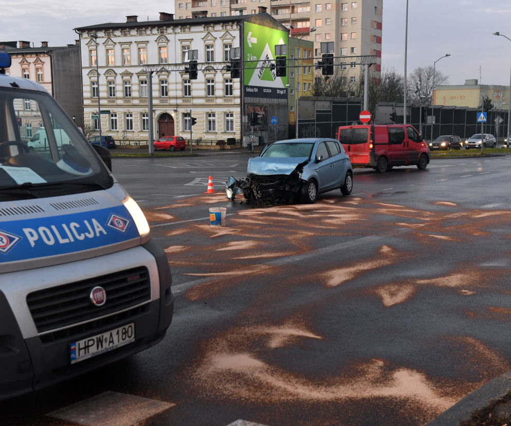 Szczecin: Wypadek autobusu komunikacji miejskiej