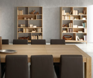 Jesienne trendy: drewniane minimalistyczne meble