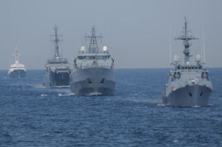 Niewidzialne zagrożenie na dnie morza. Polscy żołnierze ruszają na misję, by chronić żeglugę