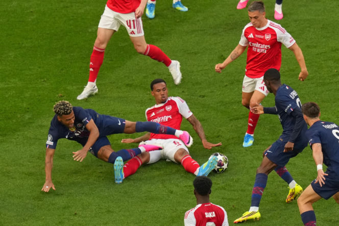 Liga mistrzów. Mecz PSG - Arsenal
