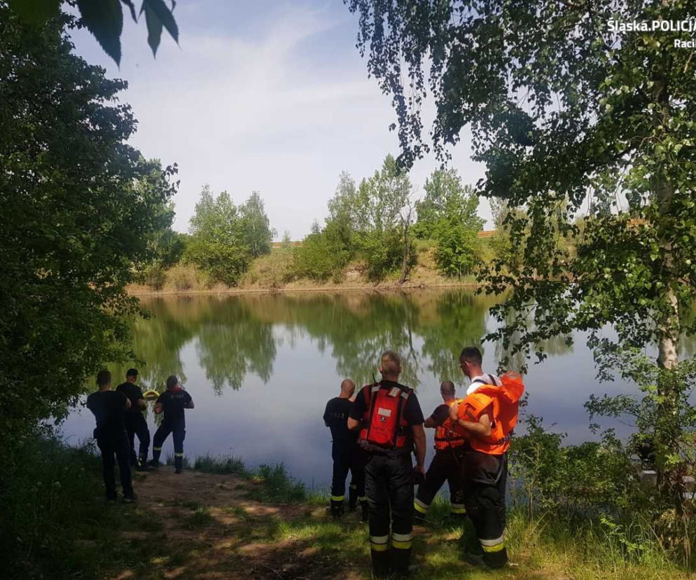 Racibórz: Zwłoki 30-letniego mężczyzny znaleziono w wodzie