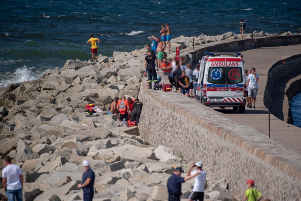 Pojechali na wakacje, trójka rodzeństwa utonęła. Tragedia zamiast sielskich wakacji nad Bałtykiem
