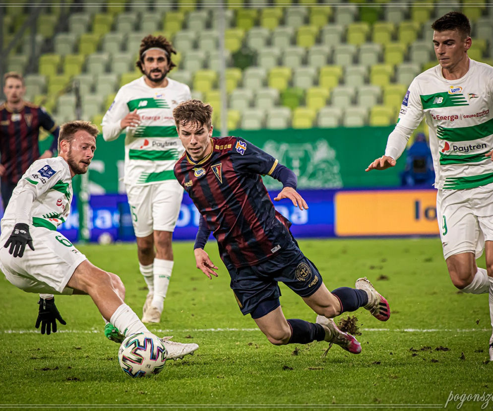 W październiku Pogoń wygrała w Gdańsku 1:0
