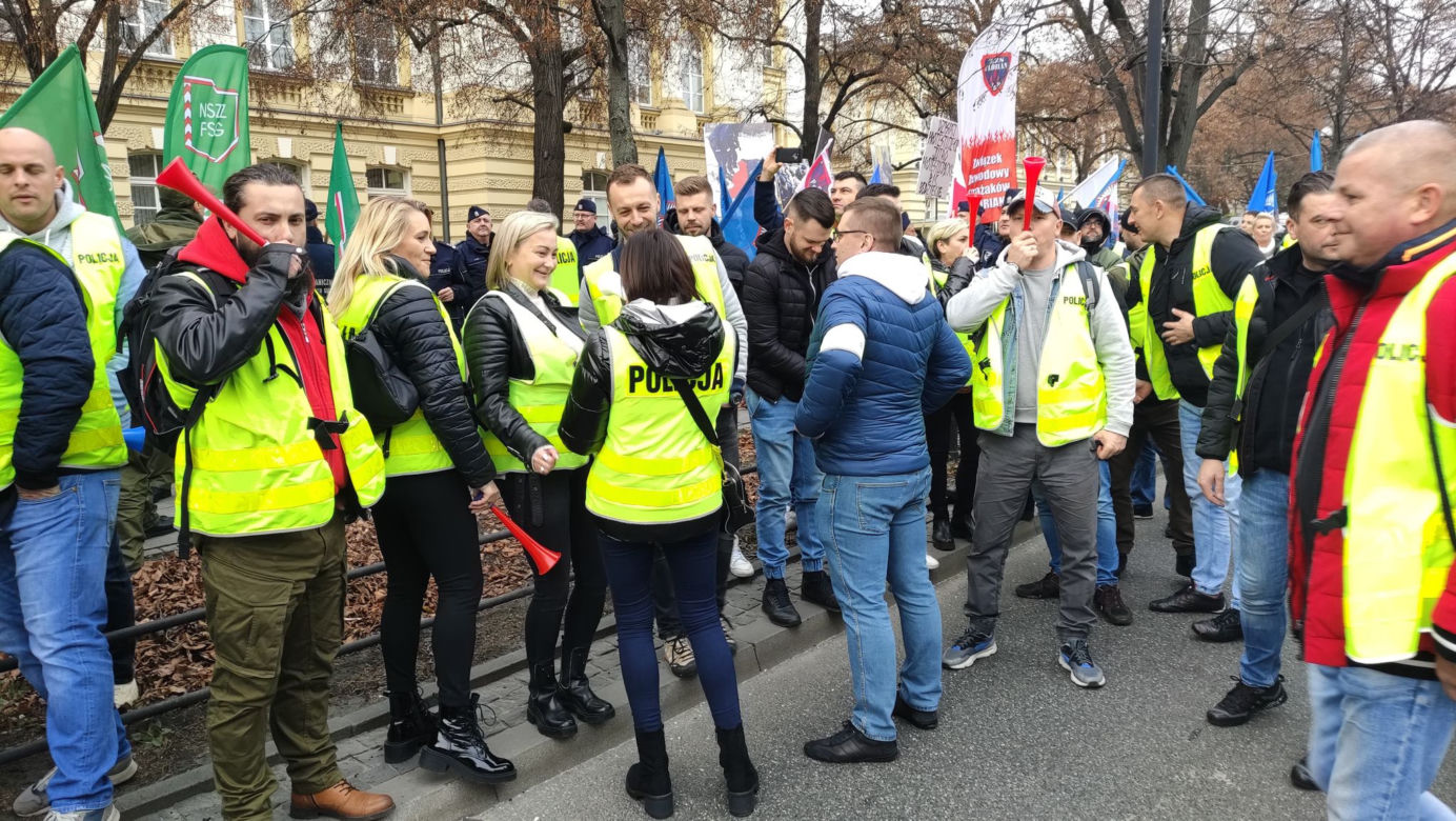 Protest służb mundurowych w Warszawie 9.11. 2022