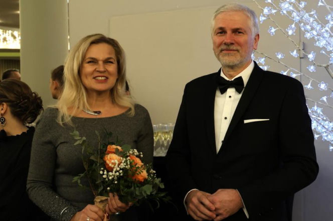 Barbara Nowacka na studniówce