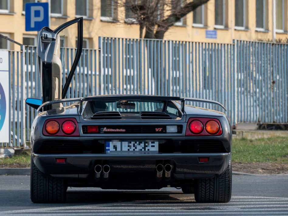 Maciej musiał przeżywa tortury w Lamborghini