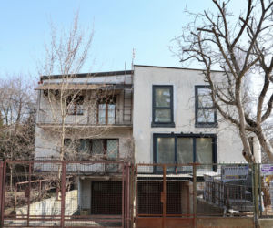 Niekończący się remont sąsiadów Kaczyńskiego