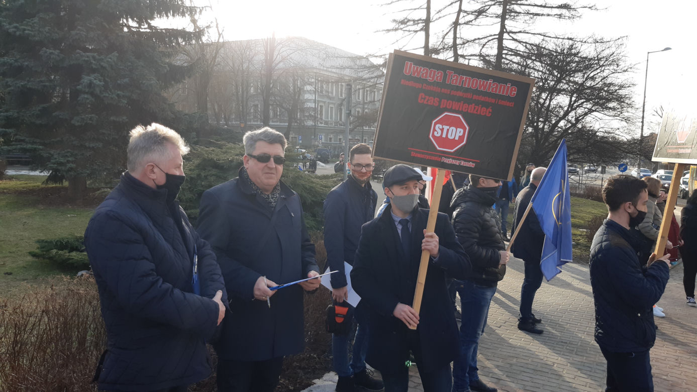 Stop podwyżkom za wodę! Uliczny protest mieszkańców Tarnowa