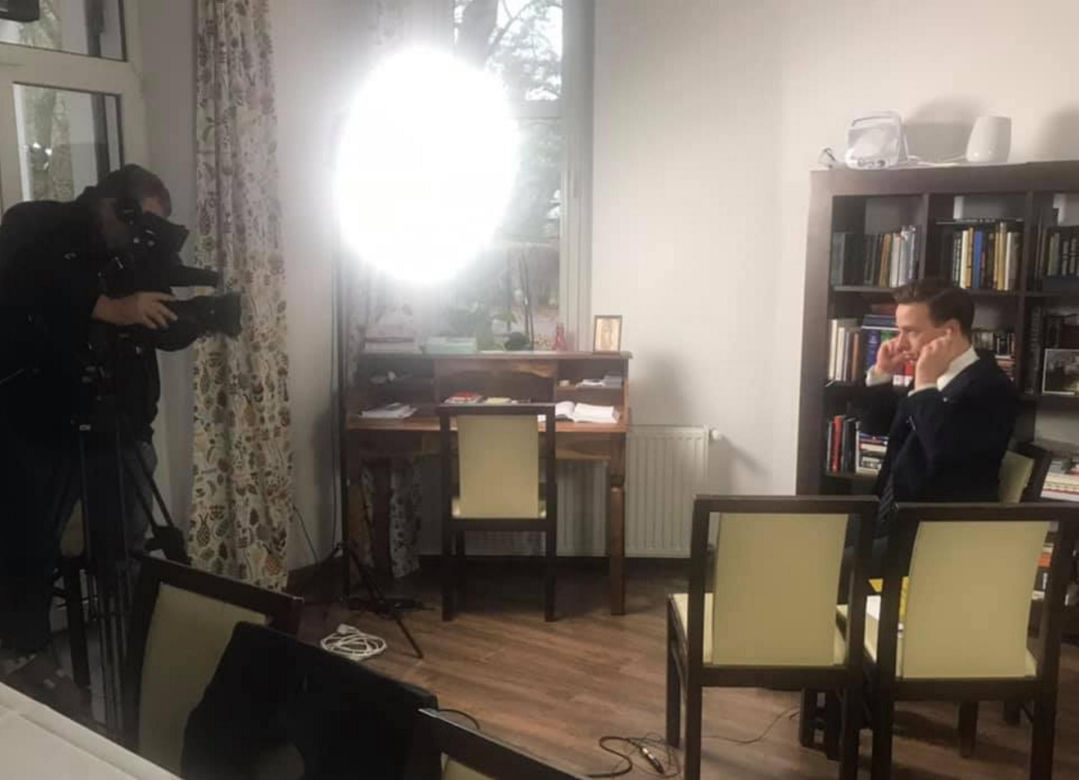 Tak mieszka Krzysztof Bosak. Skromnie i normalnie