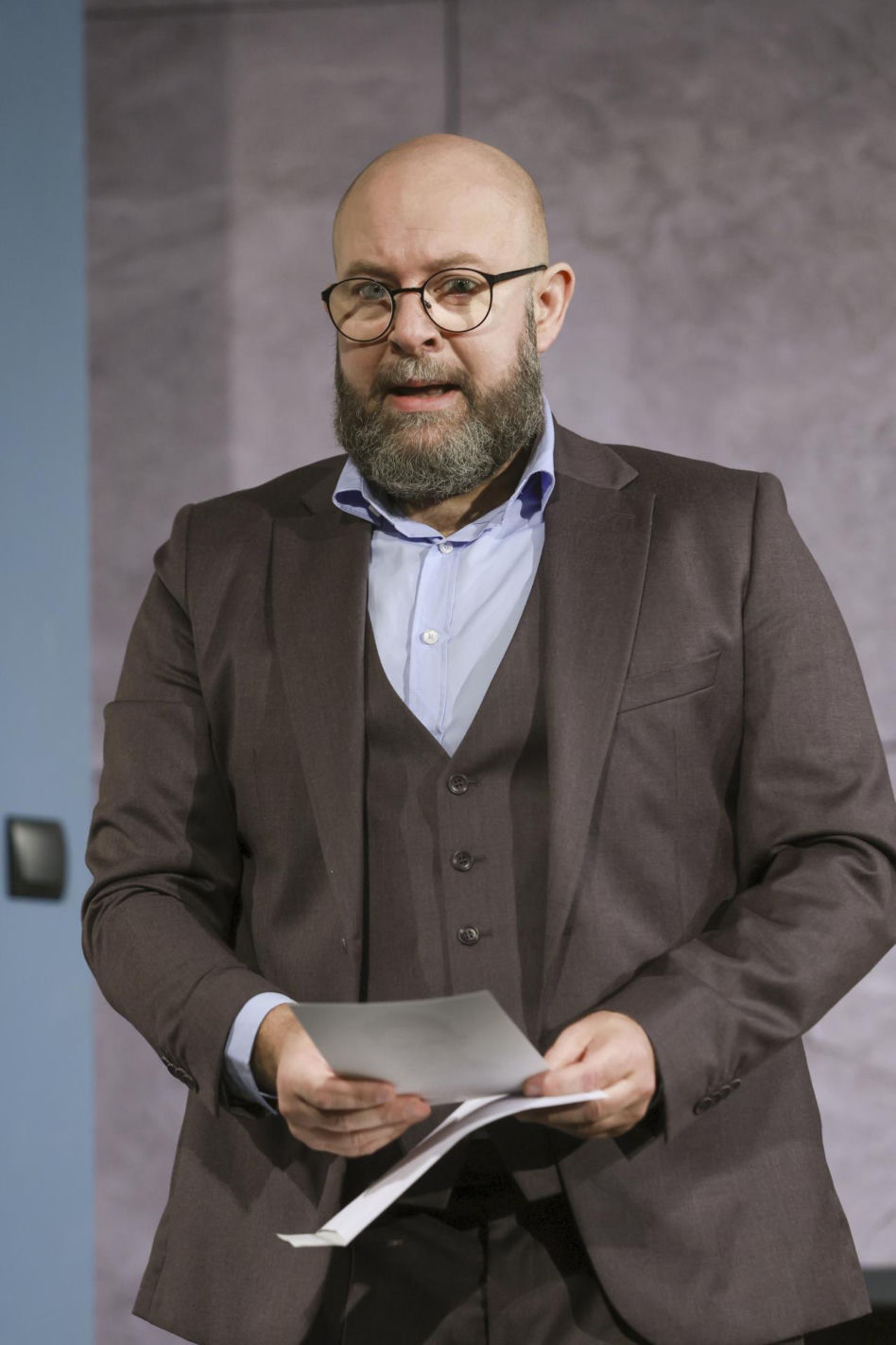 Od amanta z „Magdy M.” do twardziela z brodą. Tak przez lata zmieniał się Szymon Bobrowski