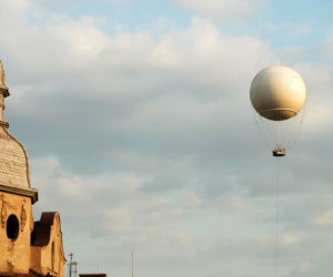 Zapomniana atrakcja Krakowa powraca. Balon widokowy wraca nad Wisłę!