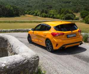 Ford Focus ST 2.3 EcoBoost 280 KM M6 Performance Pack