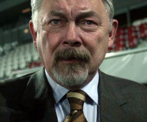 Kaczyński obetnie im pensje!