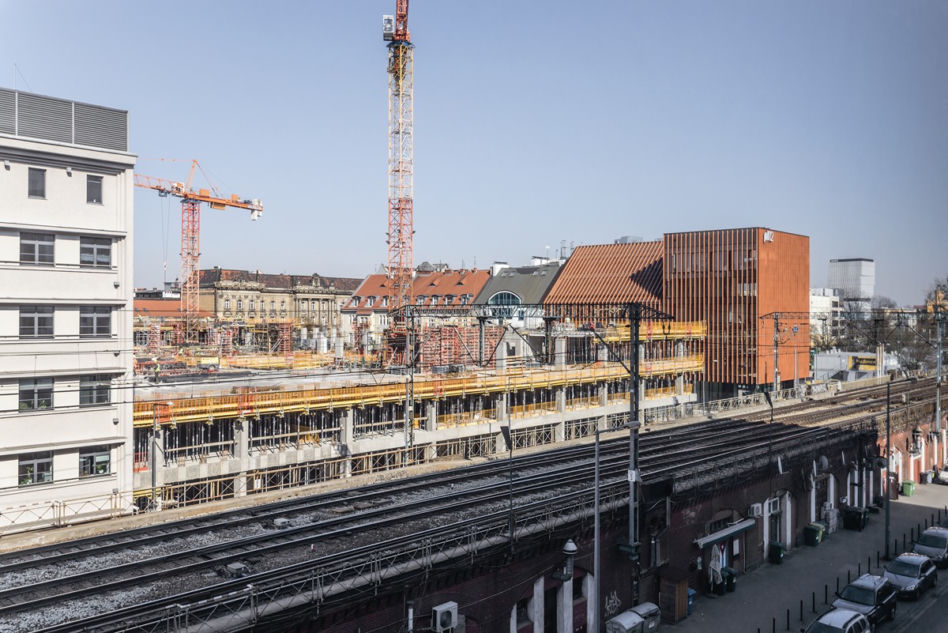 Biurowiec w centrum Wrocławia