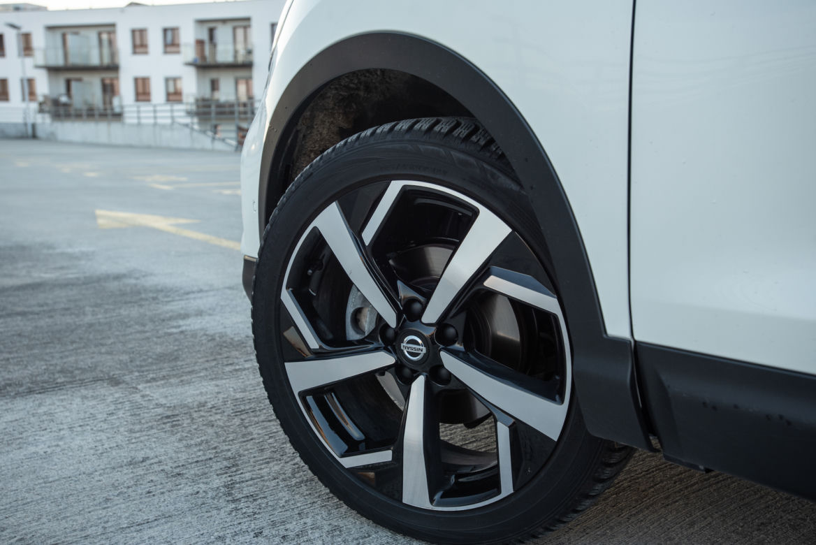 Nissan Qashqai 1.3 DIG-T 160 KM AT Tekna+