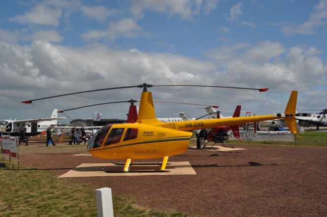 Robinson R66