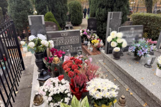 Tak dziś wygląda grób Anny Przybylskiej. Uwielbianą aktorkę pożegnaliśmy 12 lat temu