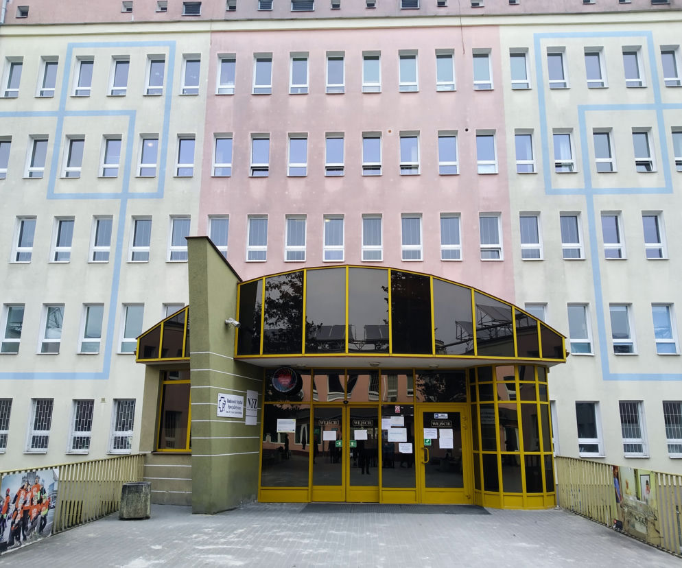 Kolejne łózka dla rodziców trafiły na oddział pediatrii w szpitalu przy ul. Tochtermana. To dar od fundacji McDonalda 