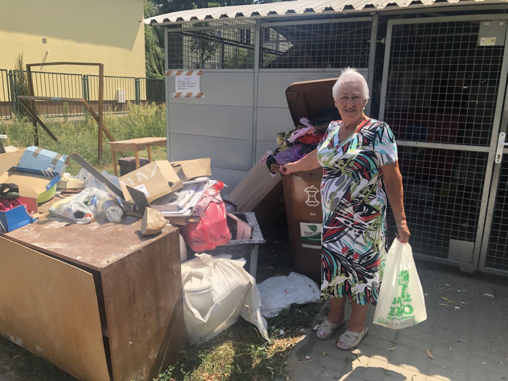 Zostawili nas z górą śmieci