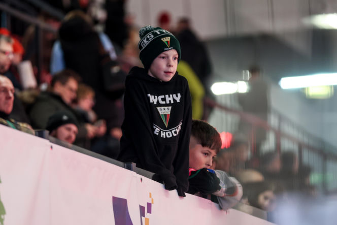 Hokej z Gwiazdami w Tychach dla WOŚP. Na lodowisku gwiezdna konstelacja