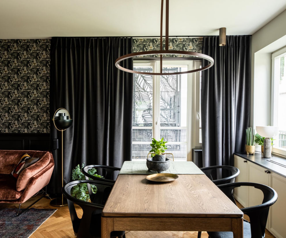 80 m² pełne detali. Gdyńskie mieszkanie utkane z faktur