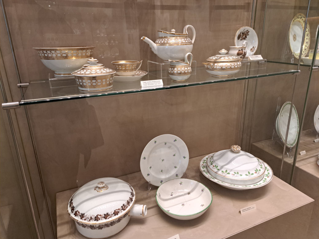 Szkło i porcelana Sanguszków w Muzeum Okręgowym w Tarnowie