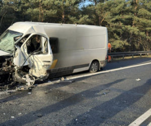 Groźny wypadek na DK10 między Bydgoszczą a Toruniem. Na miejscu śmigłowiec LPR, droga zablokowana