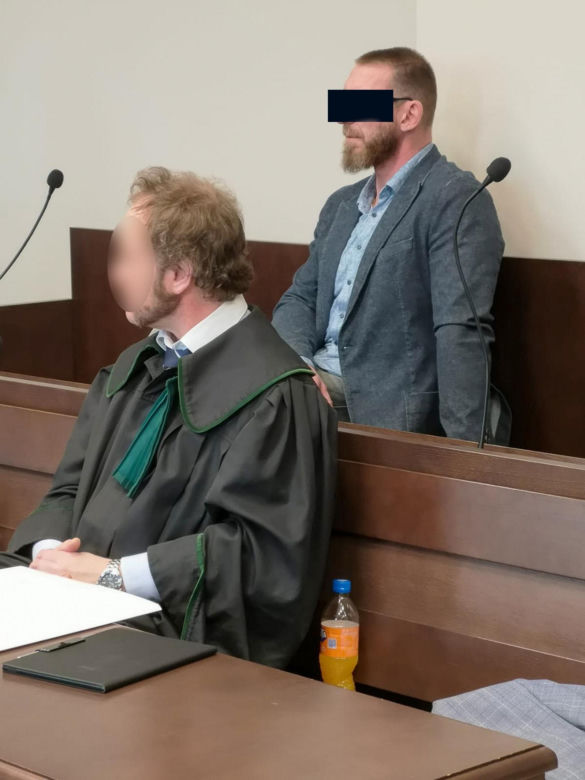 Sąsiedzi ściganego mecenasa: „Widzieliśmy go w niedzielny wieczór pod domem”
