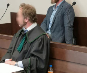 Sąsiedzi ściganego mecenasa: „Widzieliśmy go w niedzielny wieczór pod domem”