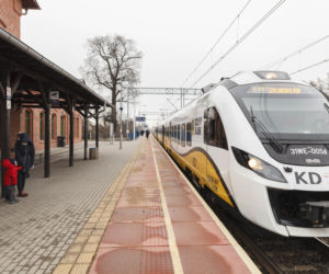 Zabytkowe dworce pod Wrocławiem otwarte dla podróżnych