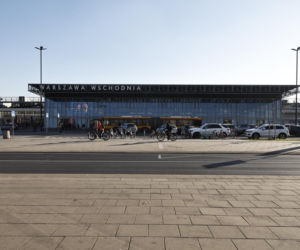 Warszawa. Wojsko na stacjach kolejowych