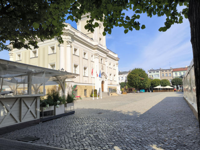 Rynek w Lesznie mocno się zmieni. Będzie nowa nawierzchnia, fontanna i więcej zieleni