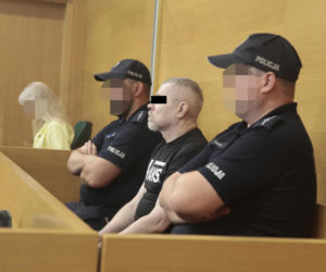 Zabił ratownika, bo „urwał mu się film”. Szokujące sceny w sądzie Proces wstrzymany!