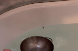 Koszmar Kasi Tusk jak z horroru! Poszła do łazienki, musiała użyć durszlaka