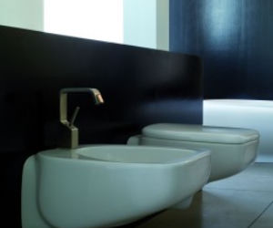 Bidet i miska w.c. z serii Fluid Disegno Ceramica