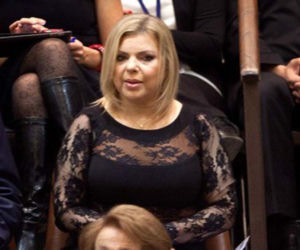 Żona premiera Izraela jak Britney Spears