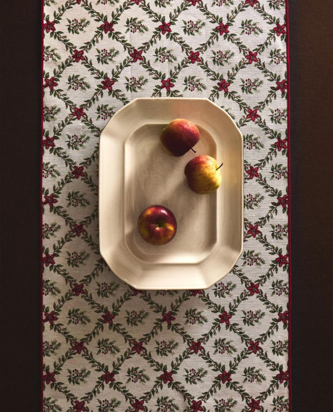 Bieżniki świąteczne - Zara