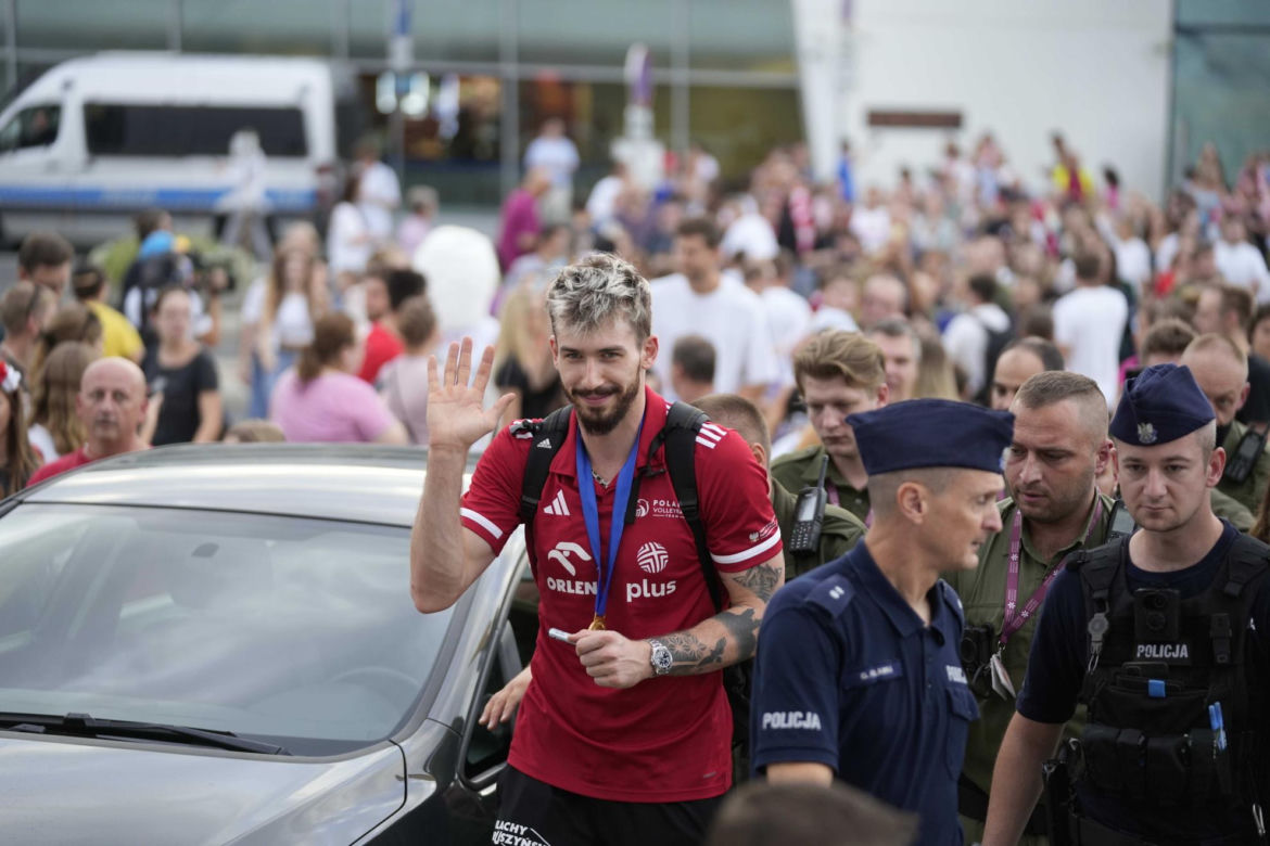 Siatkarze witani na lotnisku po zdobyciu mistrzostwa Europy