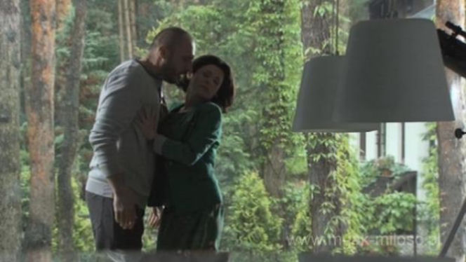 M jak miłość odc. 1013. Kinga Zduńska (Katarzyna Cichopek), Robert Lubiński (Tomasz Borkowski)