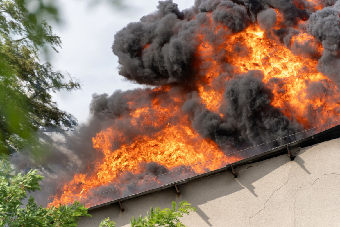 Pożar hali w Zielonej Górze (22.07.2023)