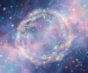 Horoskop na dziś, 11 kwietnia. Kosmiczna energia inspiruje do odpuszczenia i przyjęcia przyszłościowych idei