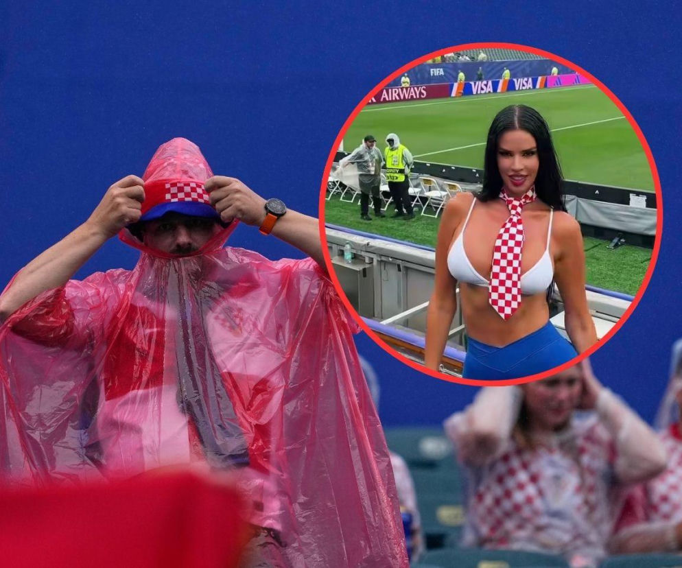 Fan Chorwacji w czerwonej pelerynie przeciwdeszczowej na pierwszym planie oraz ujęcie Ivany Knoll w czerwonym okręgu, prezentującej odważną stylizację: biały stanik, niebieskie legginsy i krawat w chorwacką kratę, mimo deszczu podczas mundialu MŚ 2026. Więcej na ten temat znajdziesz na naszym portalu.